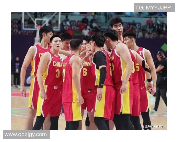 杭州篮球队在世界杯预选赛中以69分稳居榜首展现强劲实力 杭州篮球队在世界杯预选赛中以69分稳居榜首展现强劲实力